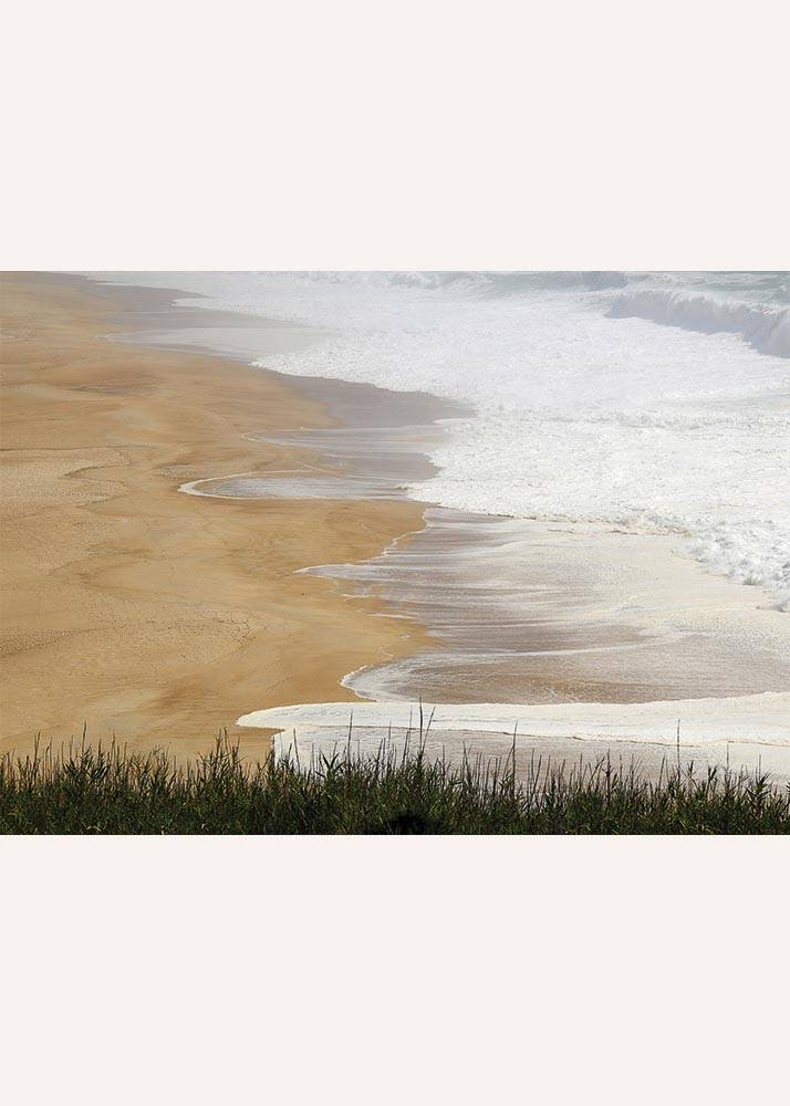 Plakat przedstawiający brzeg morza.